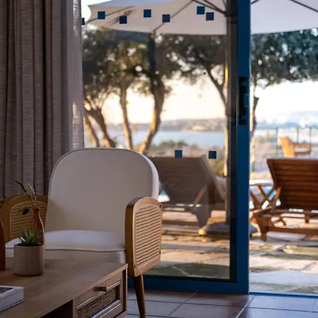 Villa Blue Waves By Nomads
