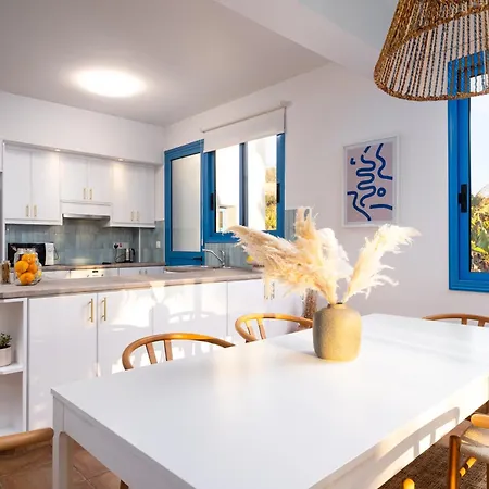 Blue Waves By Nomads 빌라