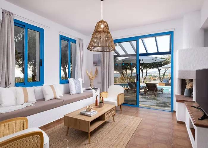 Villa Blue Waves By Nomads Kissonerga